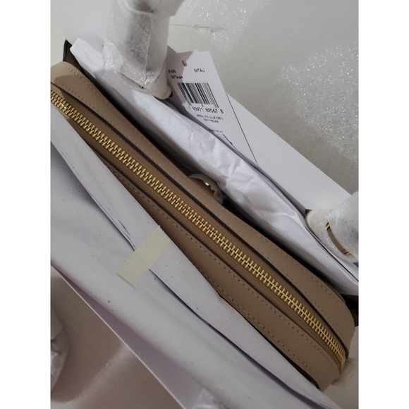 Coach Lillie Carryall Shoulder or Crossbody Bag - Picture 9 of 14